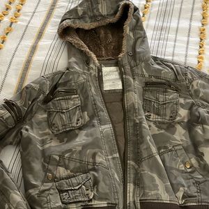 Aeropostale Camo bomber jacket